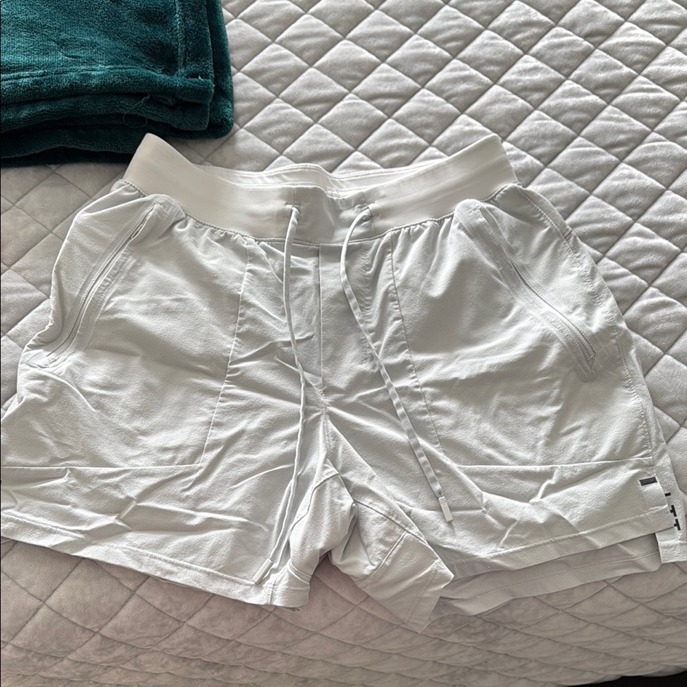 Men’s 5” License to Train Shorts